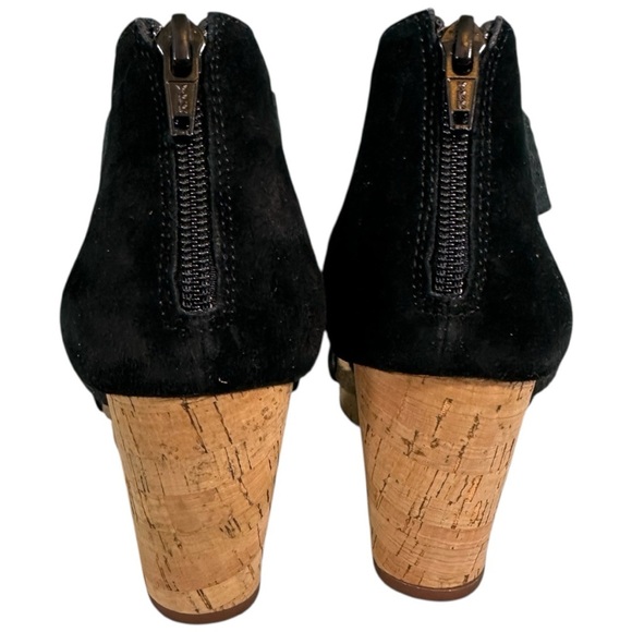 Chic Black Wedge Sandals size 8.5 - Picture 4 of 7